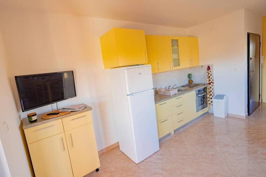 Apartment Vito, Pag Island Povljana Buitenkant foto